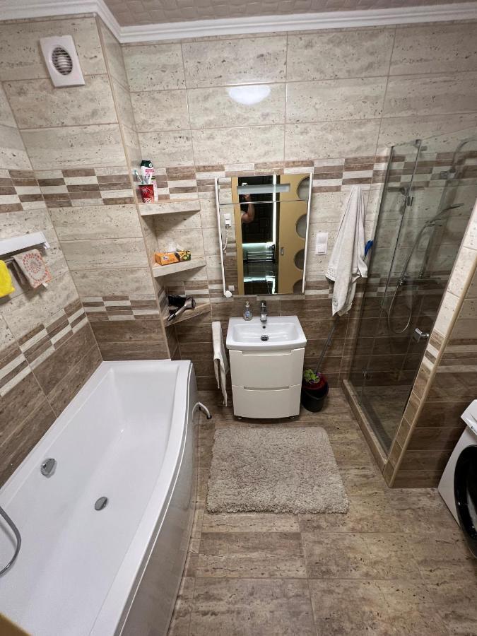 דירות דברצן Parizsi Udvar Premium Apartman מראה חיצוני תמונה