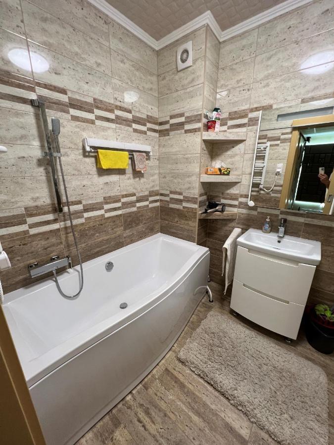 דירות דברצן Parizsi Udvar Premium Apartman מראה חיצוני תמונה