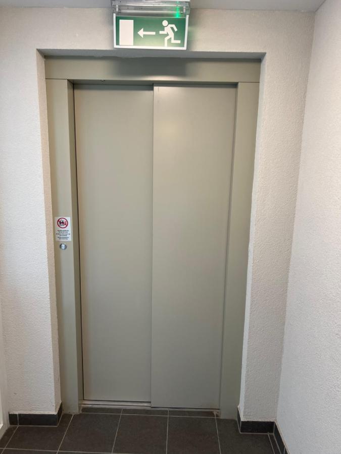 דירות דברצן Parizsi Udvar Premium Apartman מראה חיצוני תמונה